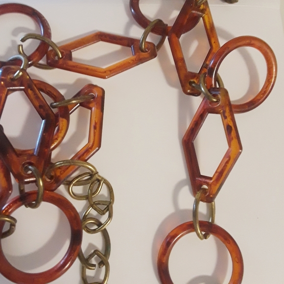 Vintage Lucite Linked Belt - Picture 4 of 4